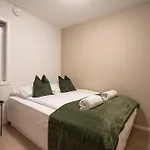 Groups And Families - Parking & Near Attraction Tromso